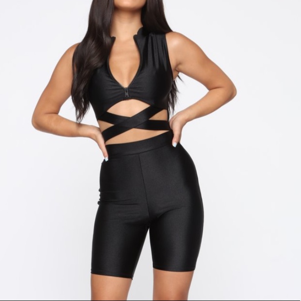 Black open front zipper romper | FASHION NOVA
